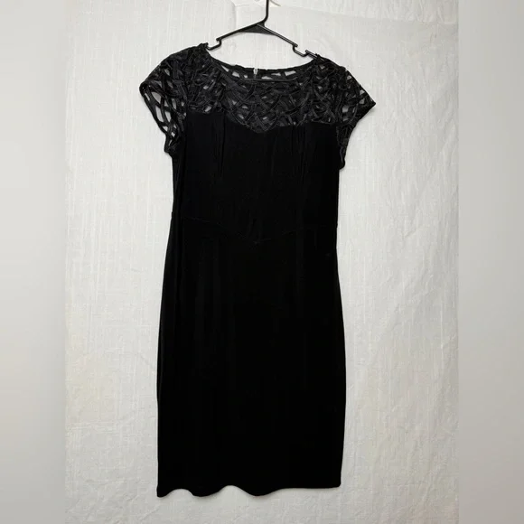lace cap sleeve short dress Short Cape Sleeve Floral Lace Pleated Dress White / FR 48 main image 0